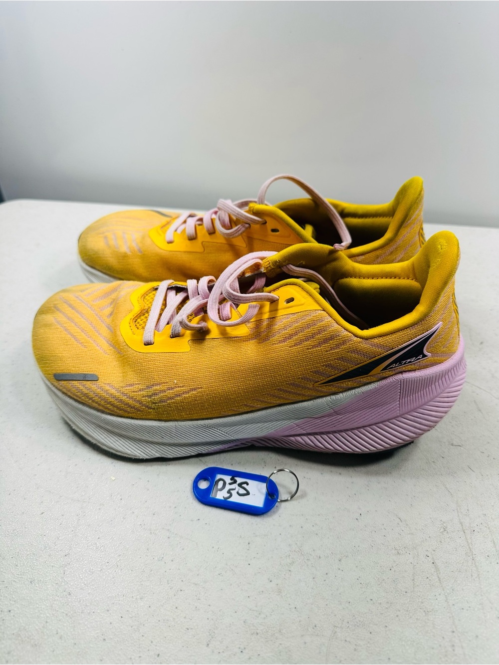 Altra AltraFWD Experience Orange Athletic Training Shoes Women’s US SIZE 7,5,